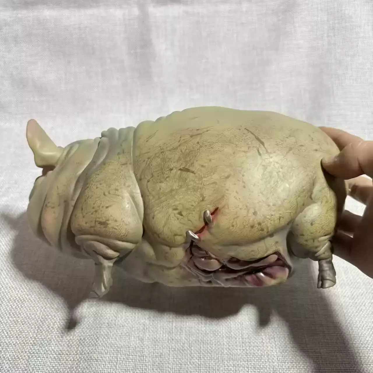 Limited edition collectible pig display model toy gift, no box