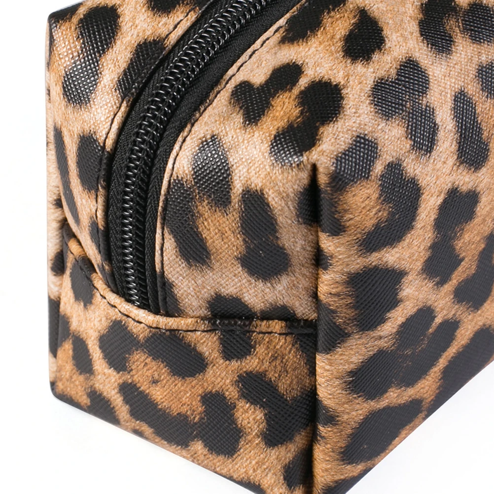 

Leopard Print Clutch Stylish Portable Toiletry Travel Bag Zipper Closure Makeup Organizer Gift For Women Large Capacity