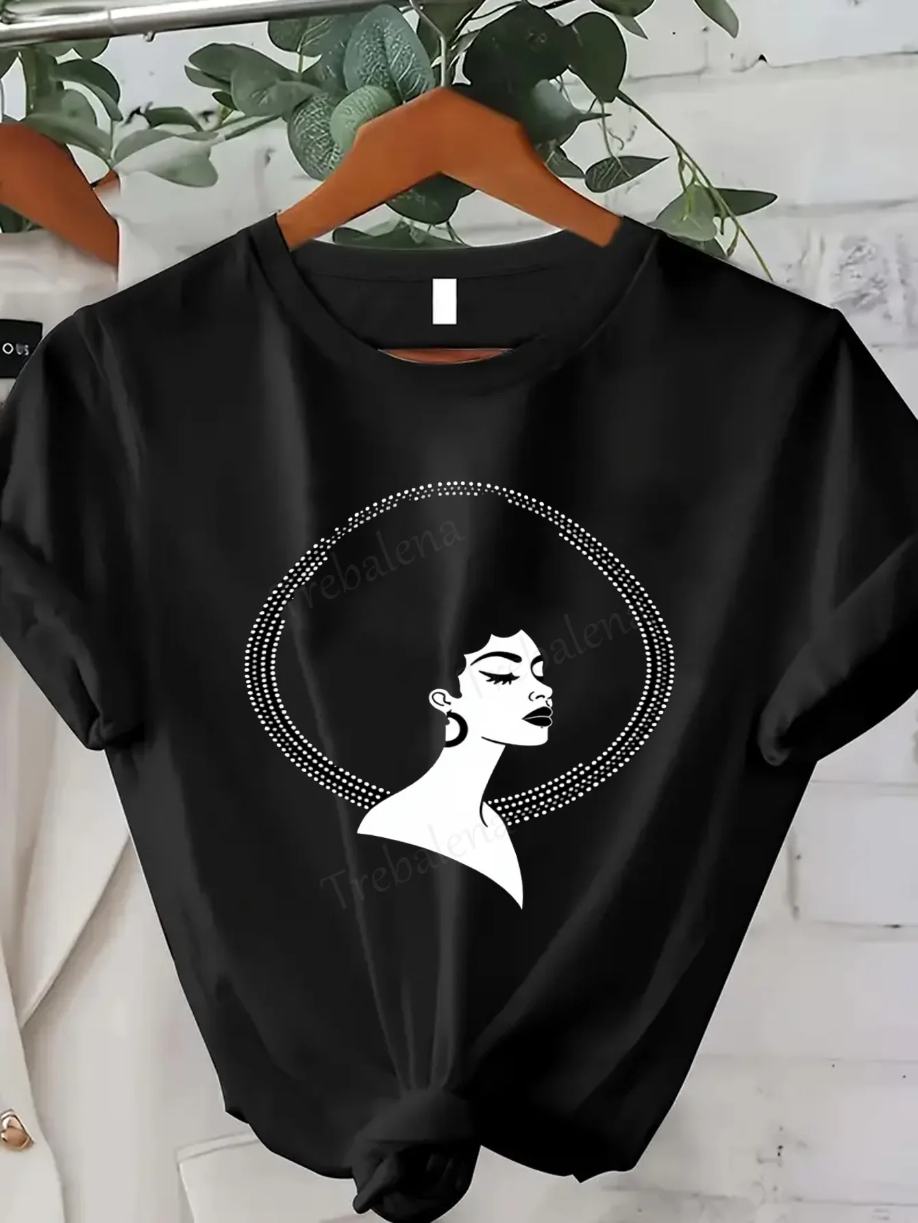 Women T-shirt Sexy Women's T-Shirt with Afro Woman Print, Fashionable Casual Top for Daily Wear