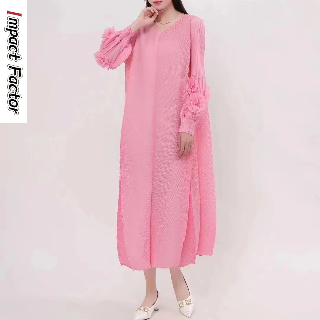 

Pleated Dress Round Neck Spliced Fungi Embroidered Beaded Long Sleeve Dress 2024 New Miyake Pleated V-Neck Spring Clothing