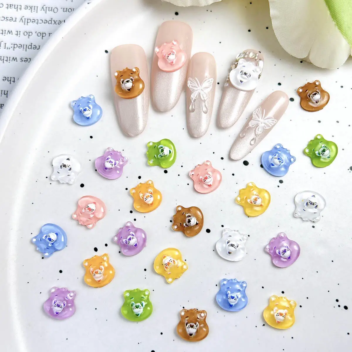 

Random Mixed Cute Cartoon Bear Head Nail Charms 3D Resin Colorful Bear Nail Art Decorations Hair Clip Manicure DIY Accessories