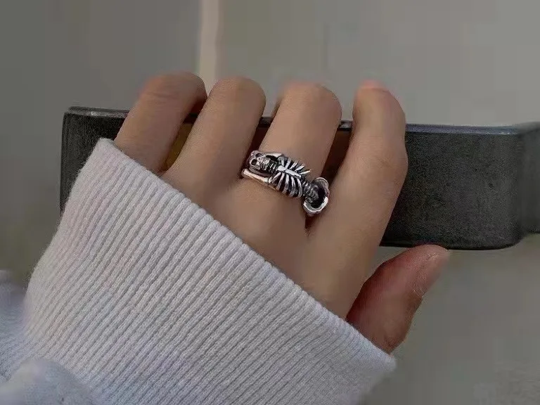 Cool sterling silver humanoid skull head ring, rock Gothic style jewelry, Thai silver retro trendy exaggerated ring, index finge