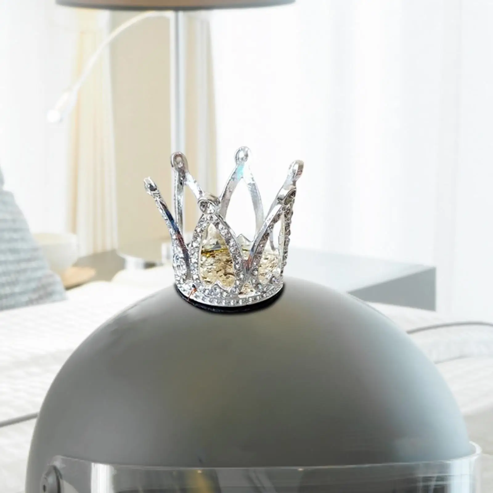 خوذة التزلج على شكل تاج ديكور إبداعي من خليط معدني كريستالي ملحقات خوذة الدراجة النارية للرياضات الثلجية في الهواء الطلق