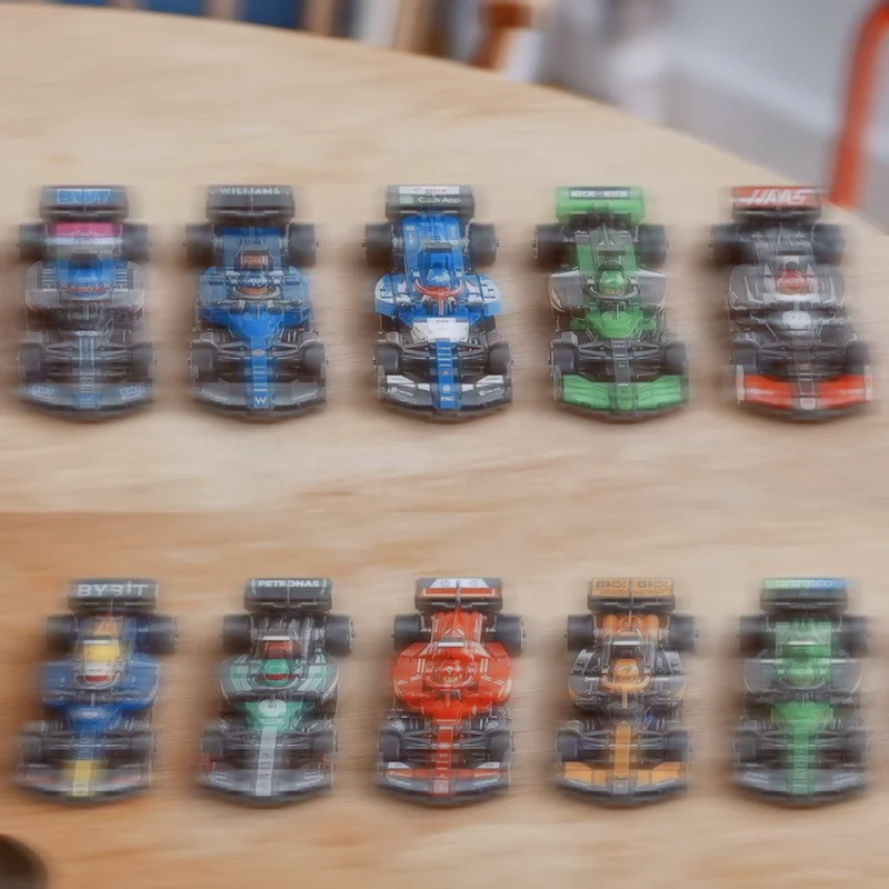 blocs-de-construction-de-voiture-de-course-de-vitesse-10-en-1-promotion-de-fin-d'annee-ensemble-de-decoration-d'ornement-66802-pour-enfants-cadeaux-d'anniversaire-et-de-noel