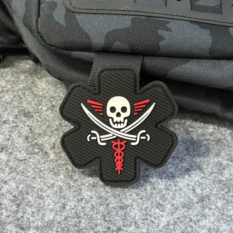 Parche táctico PVC calavera moral médica gancho y bucle para chaqueta - imagen 4