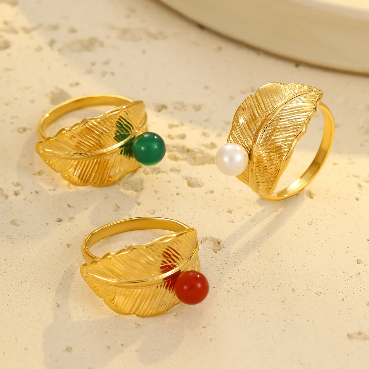 Digadagu Simple Feather Resin Ring Stainless Steel Geometric Ring New Women's Vintage Party Jewelry Accessories