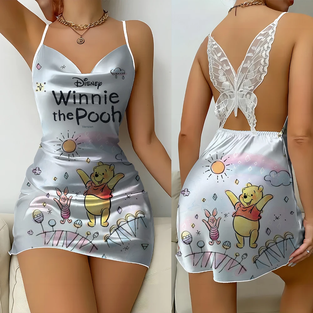 2023 sommer Neue Frauen Mode Sexy Seide Satin Disney Winnie the Pooh Print V-ausschnitt Bequeme Spitze Backless Frauen Kleid