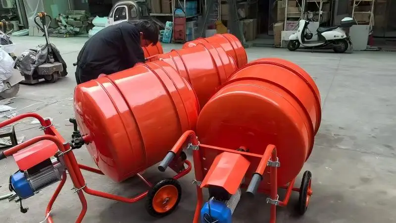 High Quality Portable Self Loading Concrete Mixer Towable Hopper Type