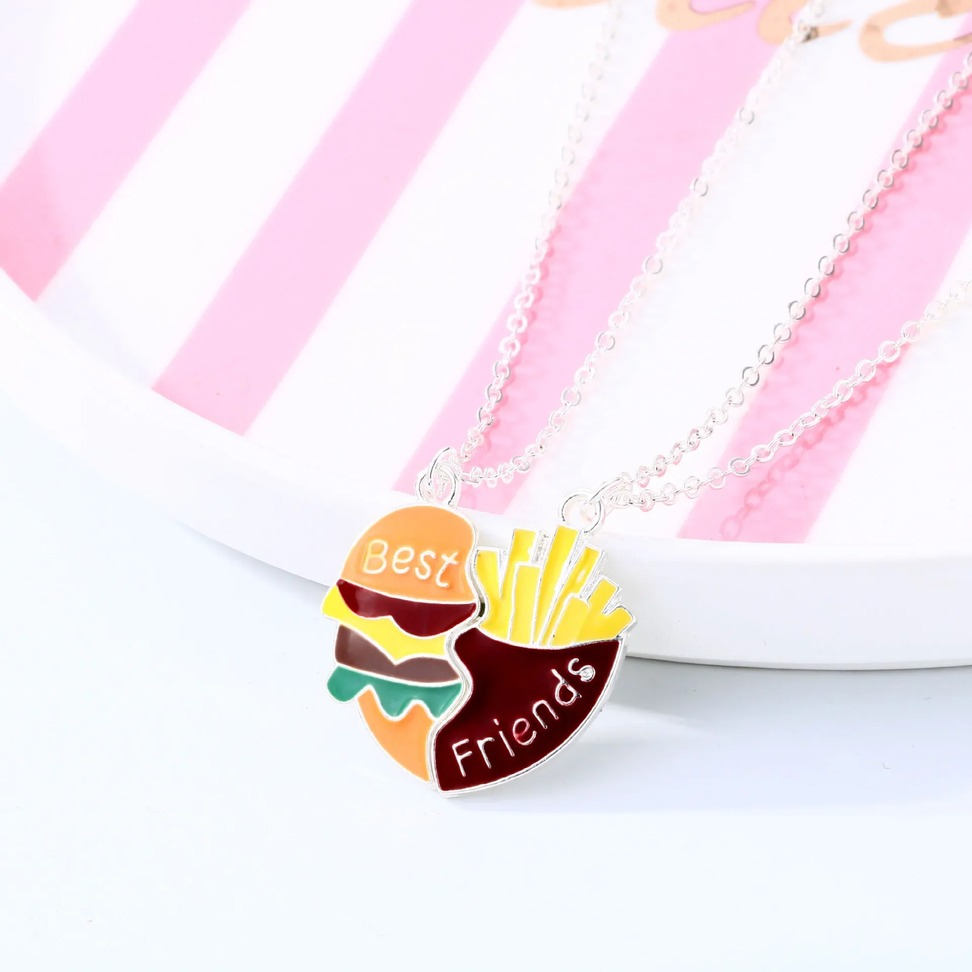 2Pcs Cute Burger Fries Magnetic Necklace for Women Men Fashion Lovely Best Friends Food Pendant Chain Jewelry Accessories Gifts