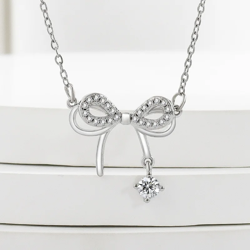 

Women's Bow - Detail Zircon Necklace, Silver Tone, Delicate Sparkle, Ideal for Banquet/Birthday Surprise, Fashion Accessory