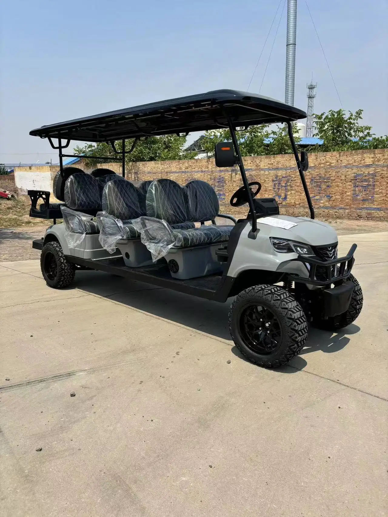 Golf Cart 2 4 6 8 Seats 4x4 Gasoline Off Road Club Car for Sale Gold Color Custom Free Design