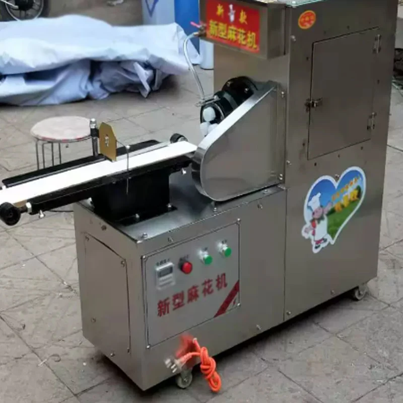 Commercial Soft Puff Twist Pastry Dough Food Maker Machine Crispy Twisted Bread Rolls Making Machine