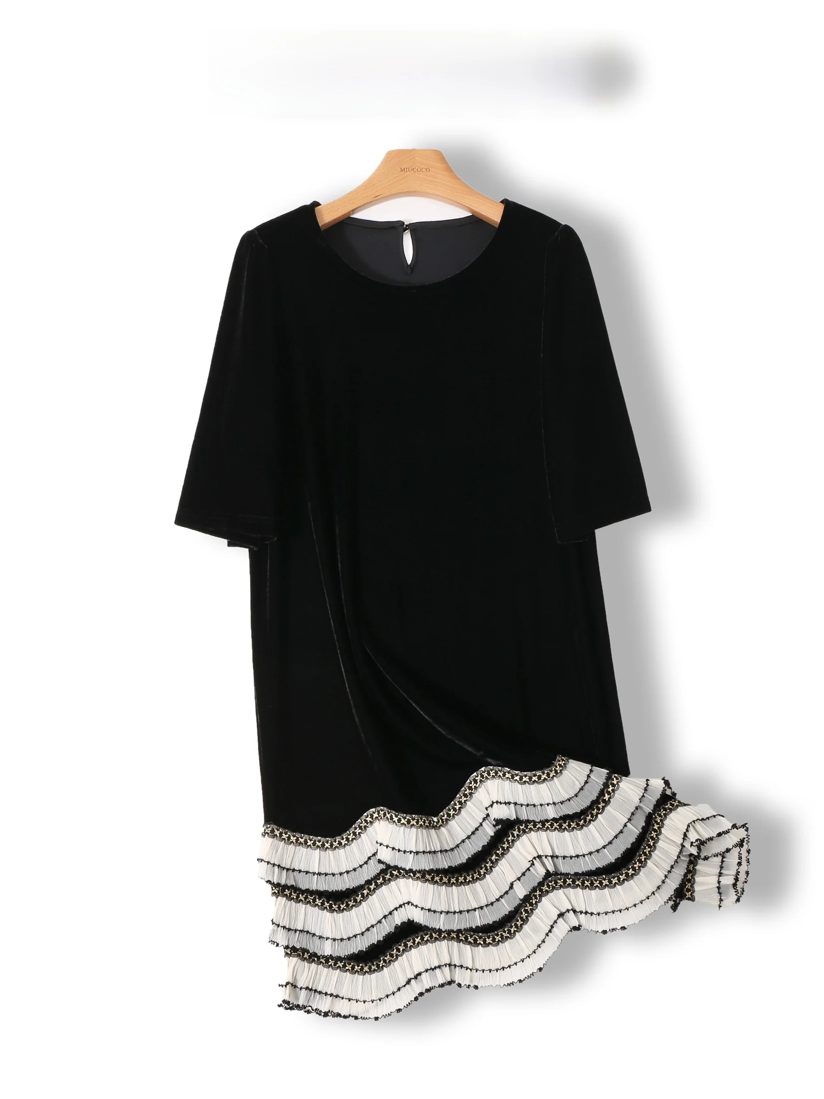 

Elegant Dark Series Silk Velvet Dress Women's Lace Hem Dress High Quality Comfortable to Wear Vintage Style A-Line Midi Dress
