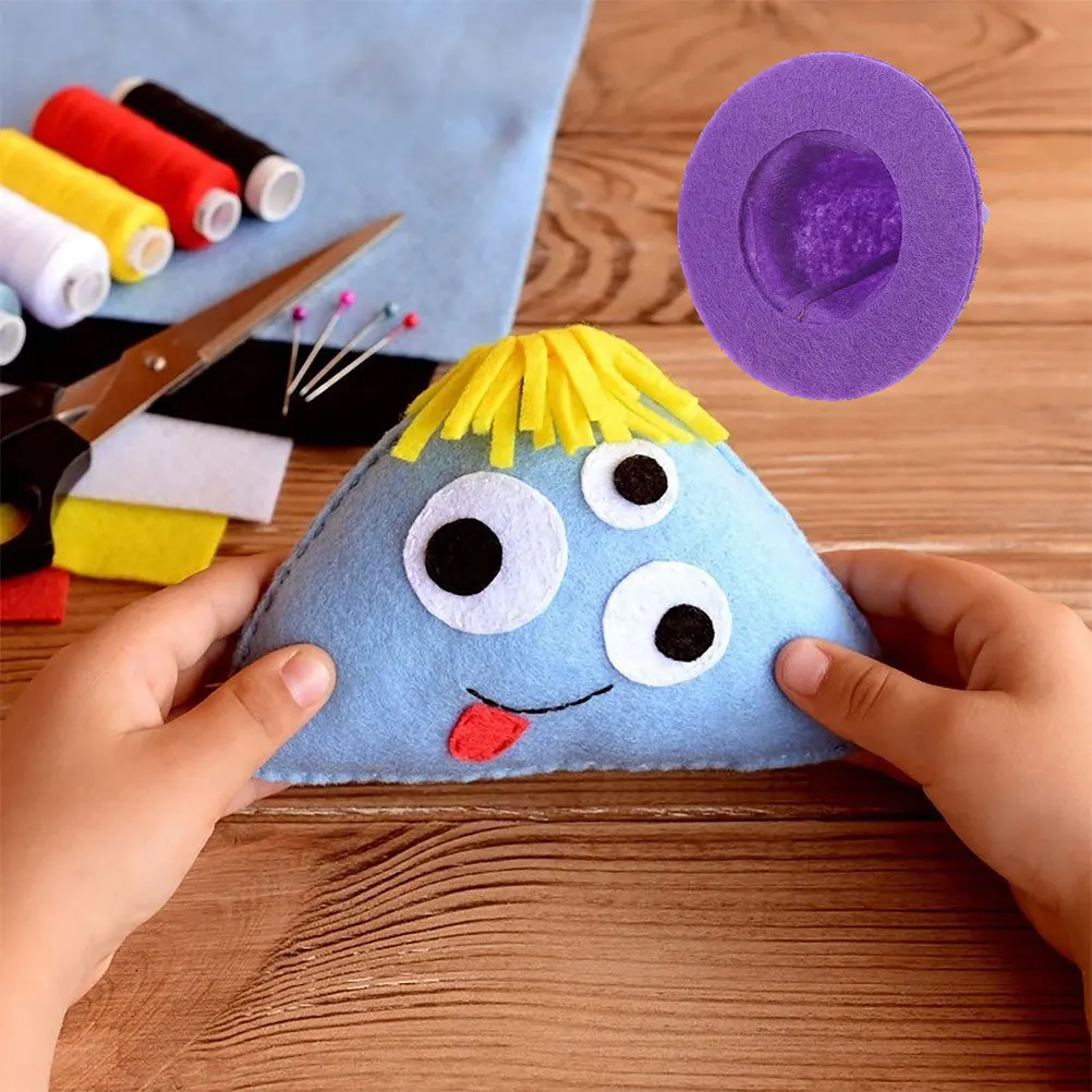 

2Sets Miniature Witch Hats and Brooms Halloween Decor Mini House Layout Accessories Tiny Hats for Crafts Tiny Hat