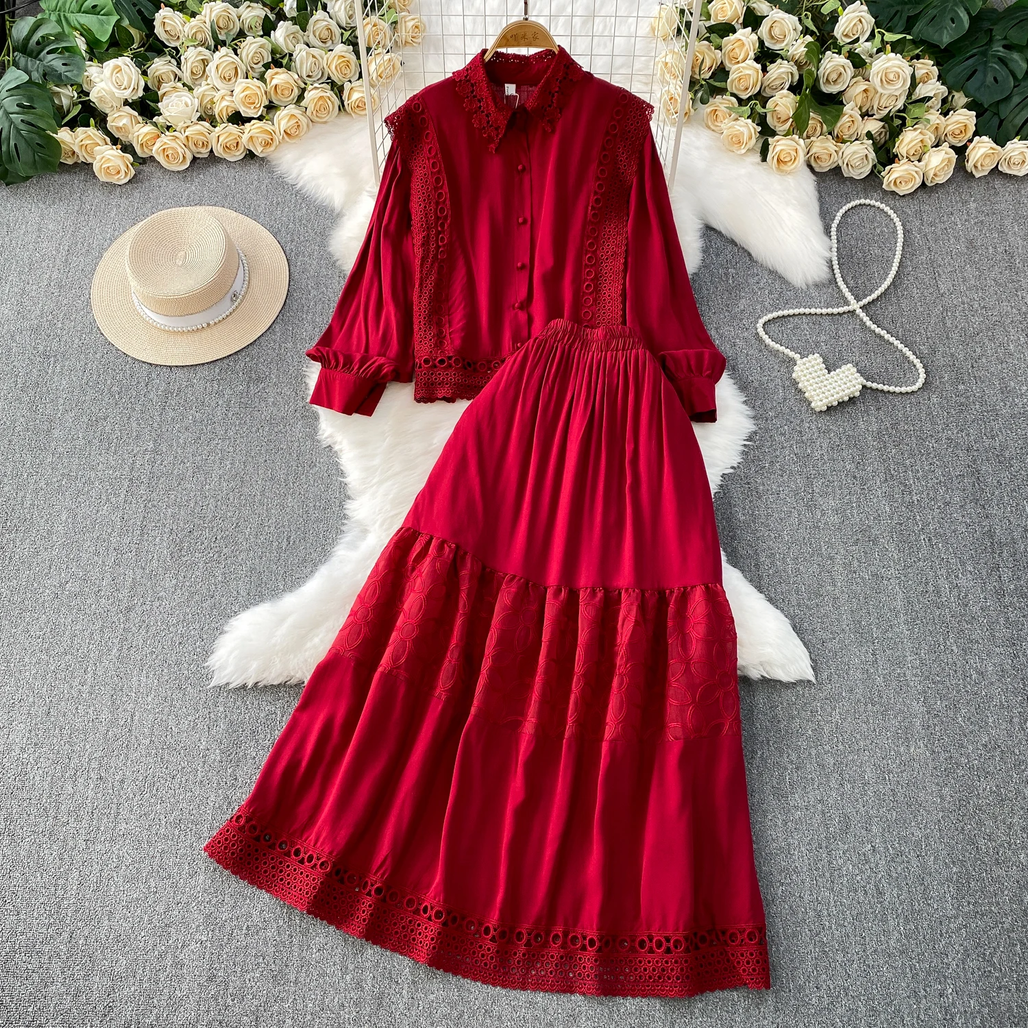 Rok Renda Musim Panas Dua Potong Set Kerah Kancing Sebaris Kemeja Lengan Panjang Pola Bunga Setelan Rok Tambal Sulam Set Wanita Prancis