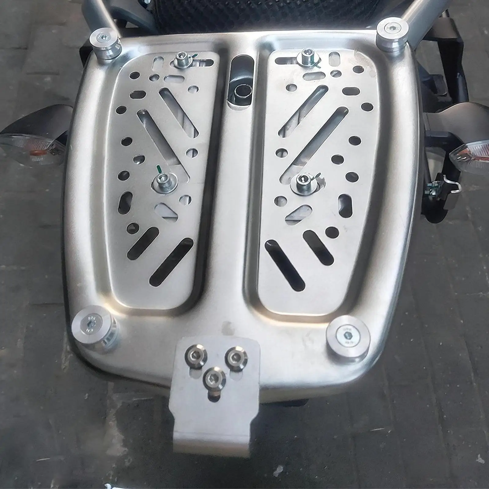 

4x Motorcycle Luggage Storage Box Bushing Pad, Quick Fixing, Wear Resistant for Motorcycles