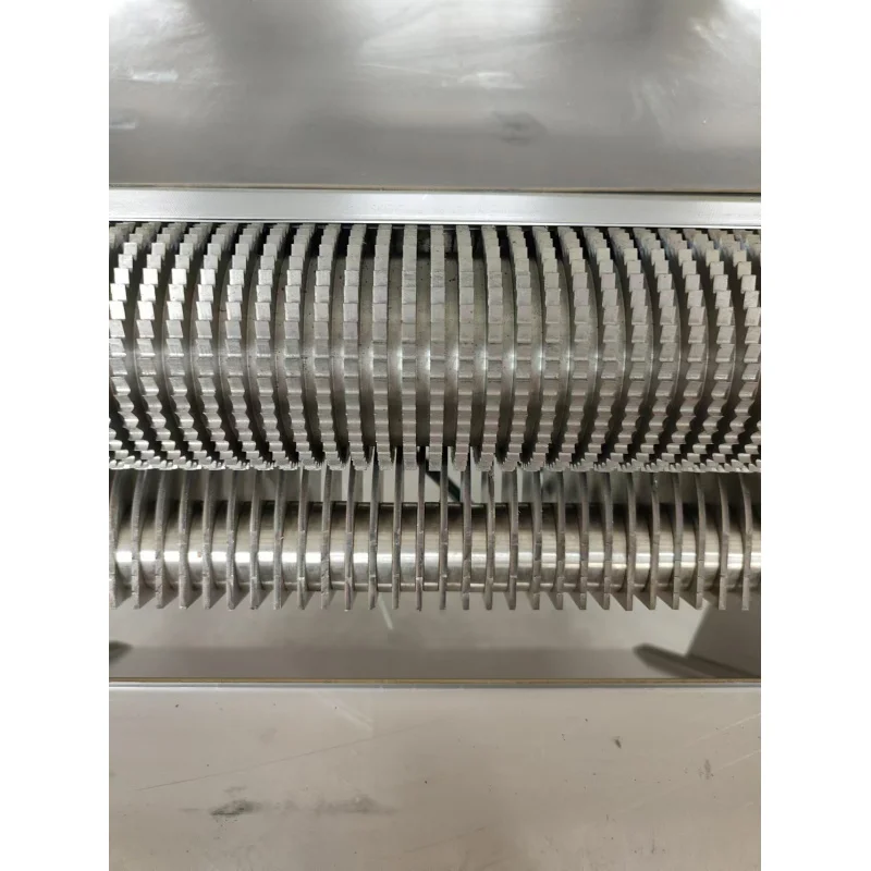 معدات ذبح الخنازير الصغيرة معالجة آلة فاصل مقشرة جلد لحم الخنزير لآلات الجزار