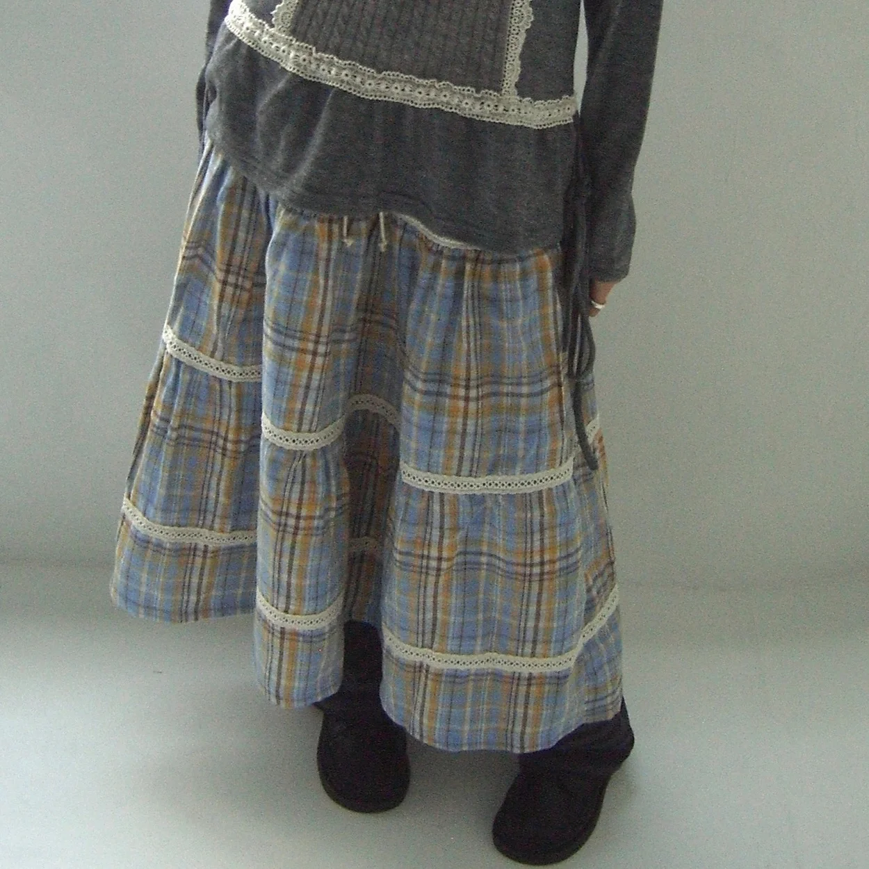 A-Line Plaid  Skirt with Lace Patchwork Waist Belt Tying Women's Commute Style Loose Fit Mid-Length Skirts
