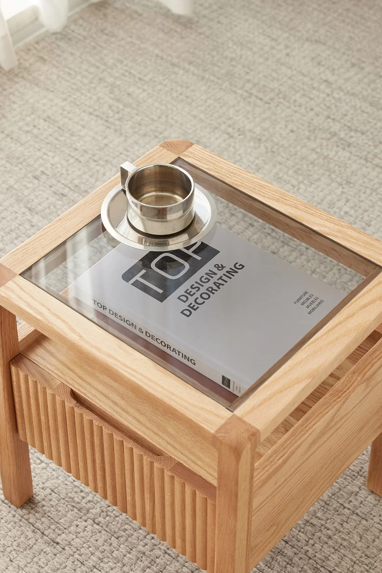 K3023 أثاث غرفة نوم من الخشب الصلب الاسكندنافي طاولة بجانب السرير زجاجية