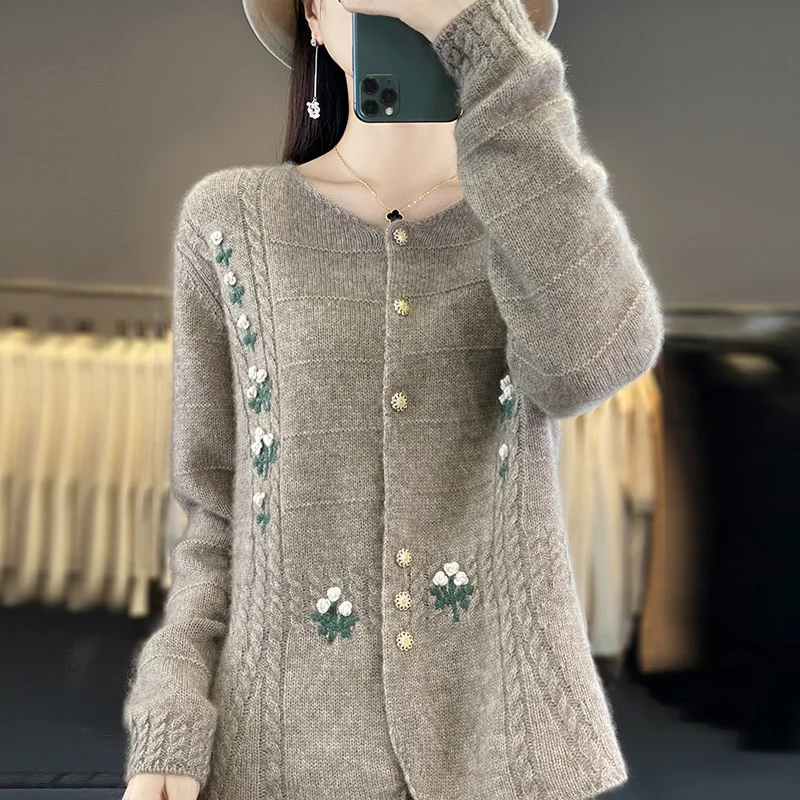 100% wool women's knitted cardigan, pattern, buttons, casual, fashion, 2024 autumn and winter new style