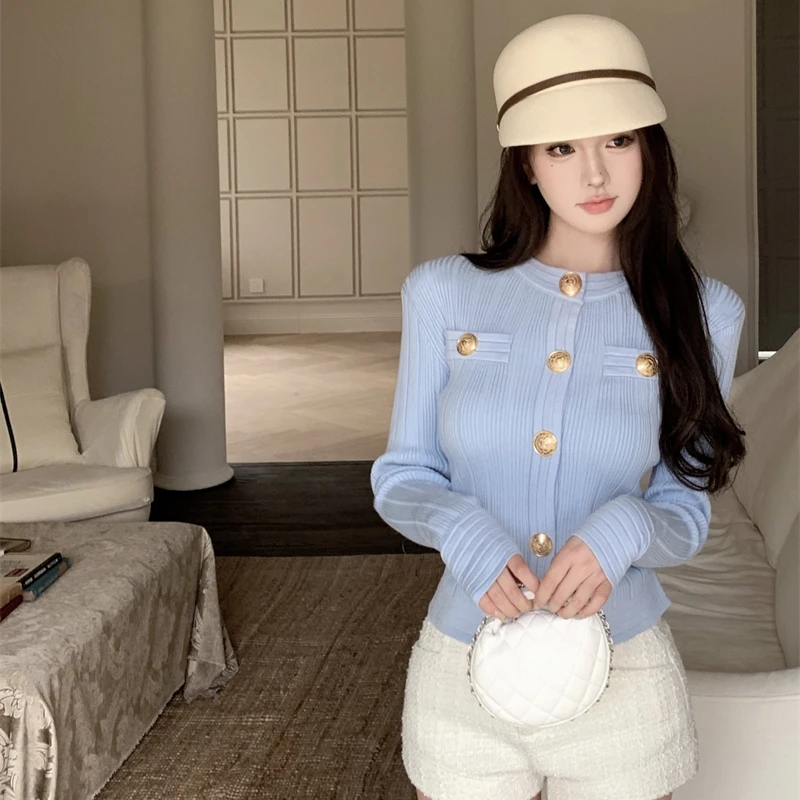 Matakawa krótkie swetry rozpinane jednolita, jesienno-zimowa koreańska moda Vintage damskie swetry guziki elegancki szykowny słodki Sueter Mujer