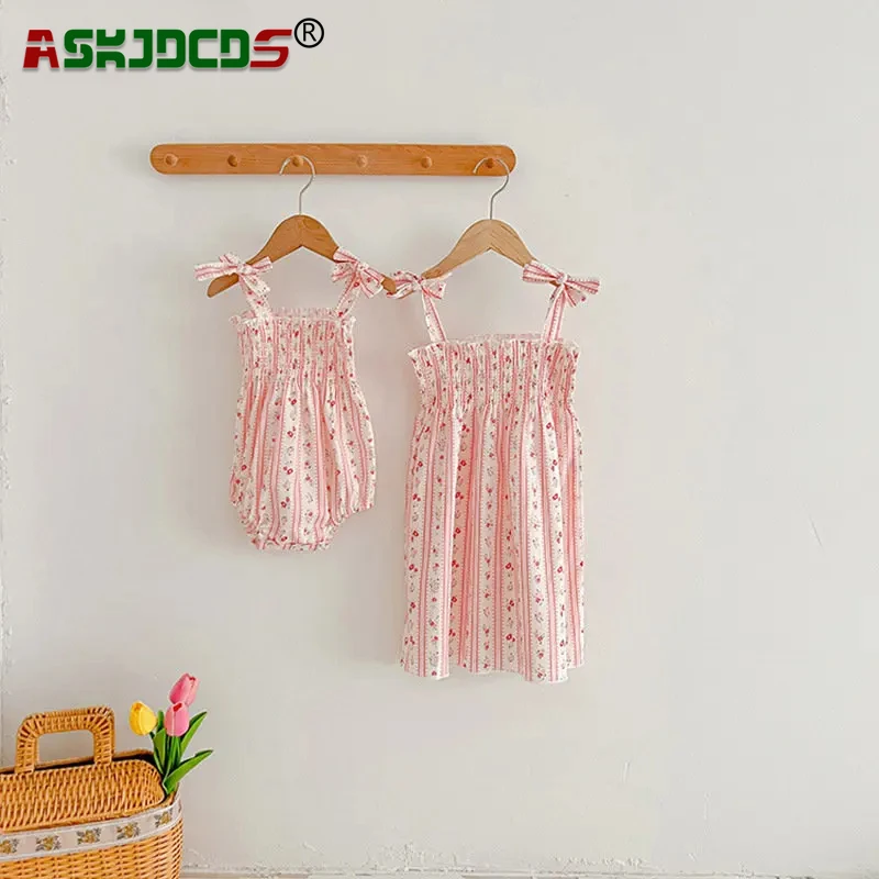 

2024 Baby New in Wrapping Romper One-pieces Summer Floral Girl Sister Outfit Children Kids Butterfly Strap Princess Dress Infant