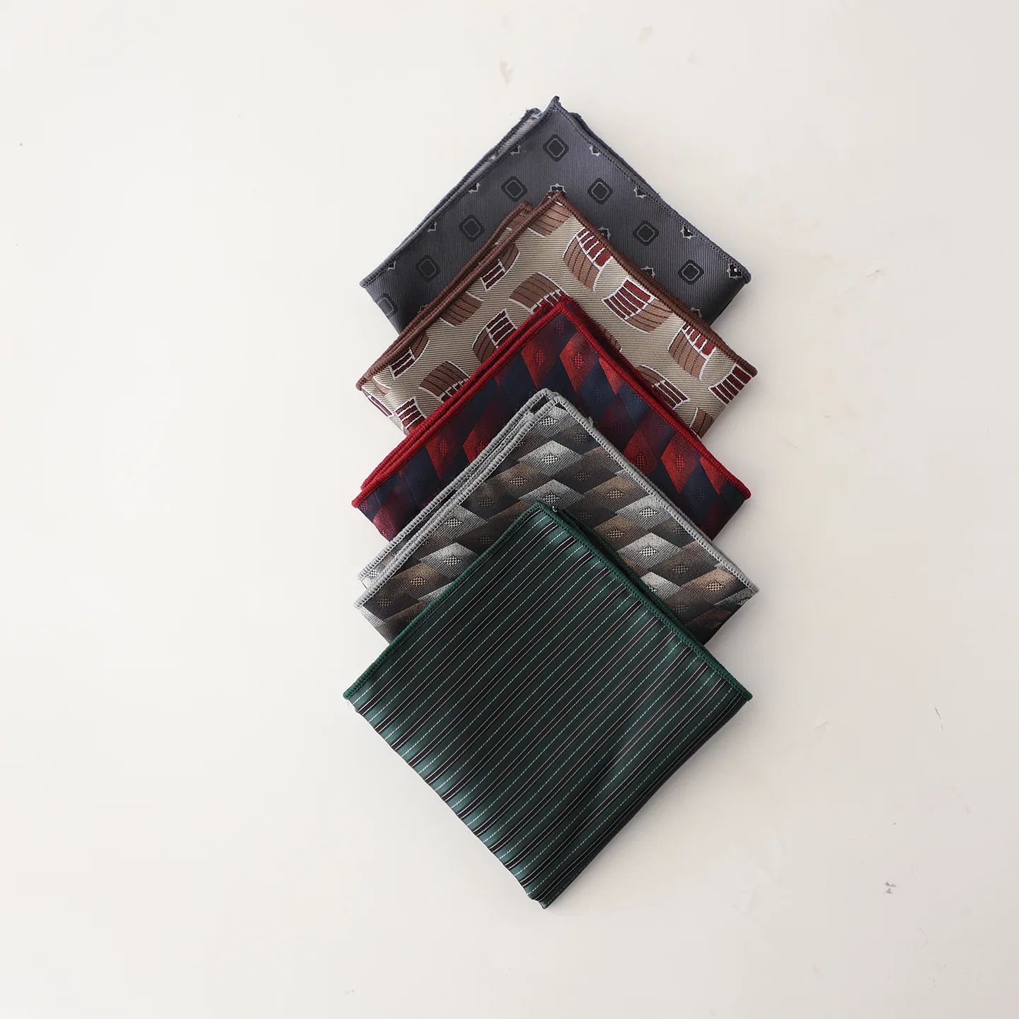 2026 فاخر رجالي جيب مربع البوليستر الجاكار الأخضر منديل 23 سنتيمتر لينة مخطط البني بيزلي المنديل الزفاف العريس Cravat