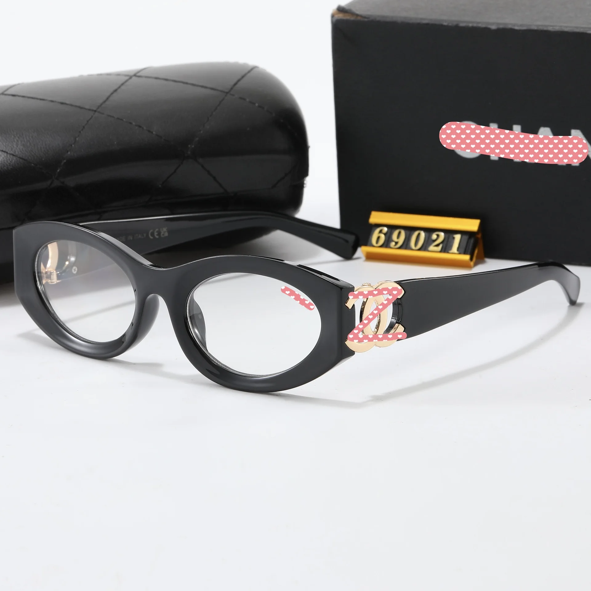 

2025 Women's Cat Eye Sunglasses - Red Retro Shades for Face Slimming & UV Protection