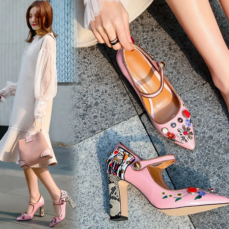 

Pink Rivet Rhinestone Pumps Luxury Retro Graffiti Flowers 9cm High Heels Summer Girl Wedding Bride Party Single Shoes