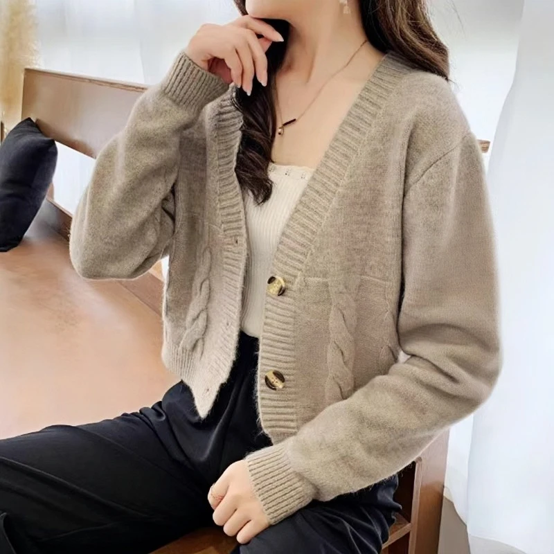 V Neck Cropped Cardigan Women Long Sleeve Twist Knitted Sweater Coats Autumn Winter Keep Warm Korean Fashion Jacket Cardigan