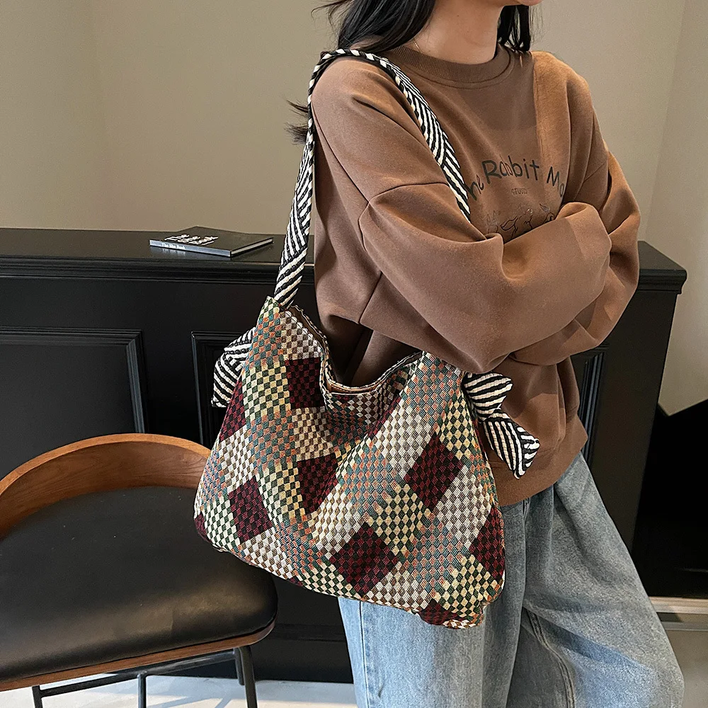 

Винтажная большая вместительная сумка в клетку тартан, повседневная персонализированная лоскутная сумка на плечо, модная дорожная сумка с цветными блоками