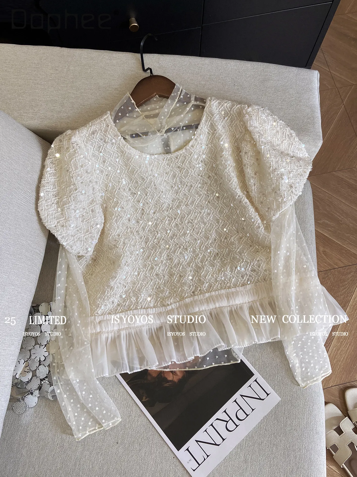 

Женский комплект из двух предметов: блузка с длинными рукавами, пайетками и рюшами в стиле Heavy Industry, и сетчатая юбка с круглым вырезом, весна 2026, новинка в корейском стиле Sweet