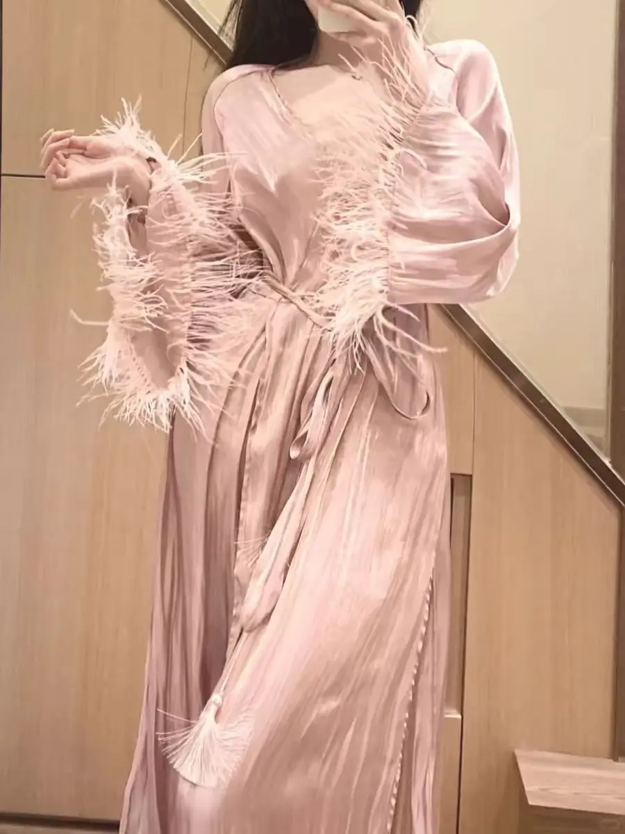Elegant Feather Wedding Morning Robe Drifting Long Split Skirt Sleep Dress  Long Sleeve V-Neck Home Clothes for Youth