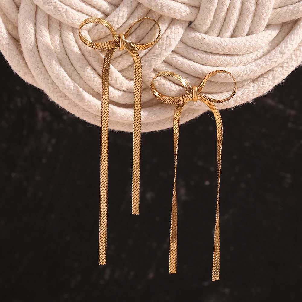 E.B.Belle Blade Cha… - image