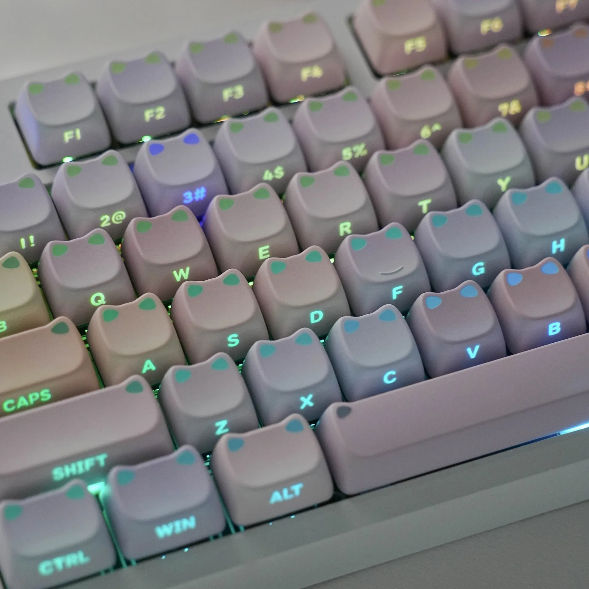 

Cute Cat keycaps DYE-SUB Mechanical Keyboard Anime Cartoon PBT keycap For Custom Gaming Keyboard Fit Side Printed Key Caps DIY