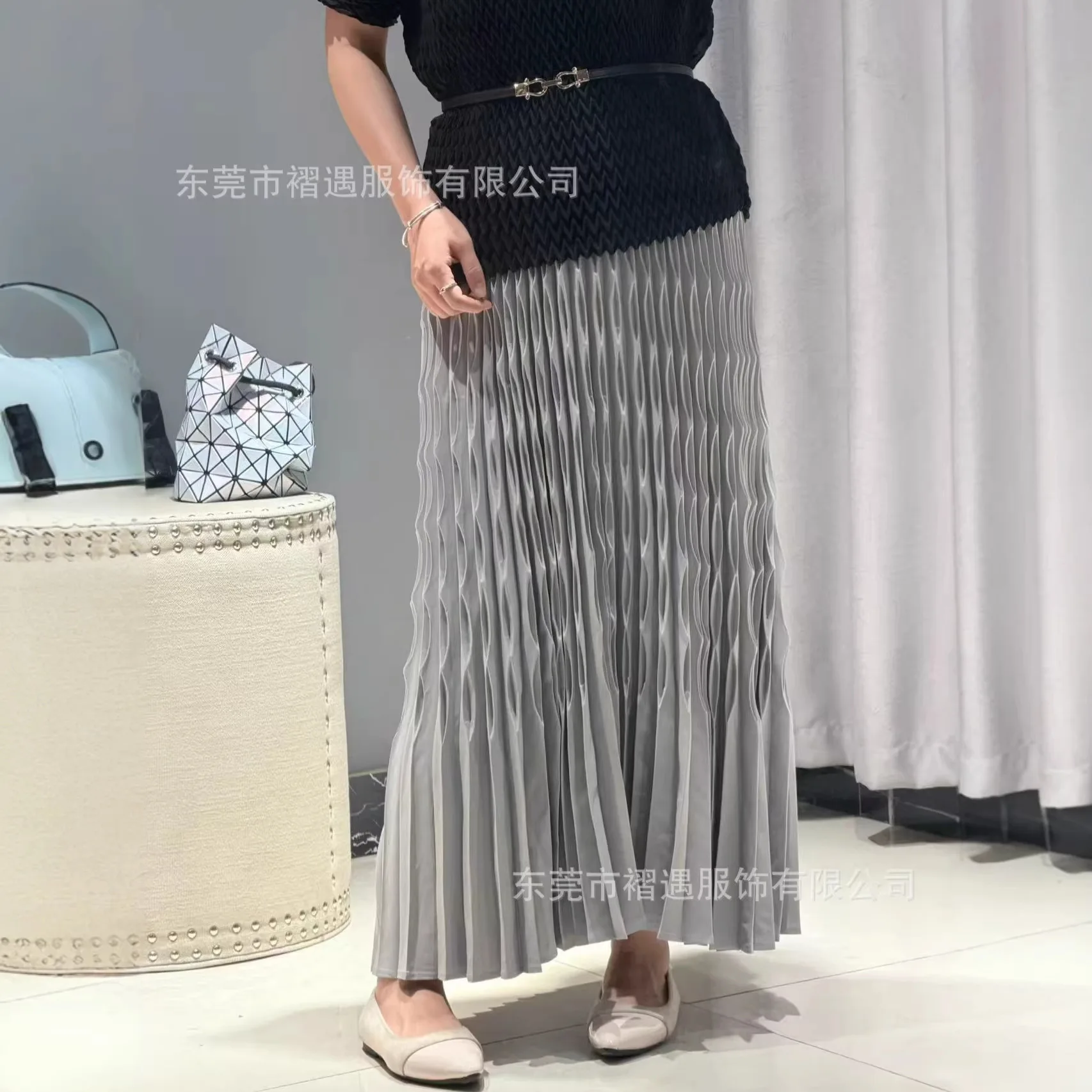 Fashionable Foldable Design Women's Solid Color High-Waisted Stylish Versatile Loose Plus-Size Travel Wear