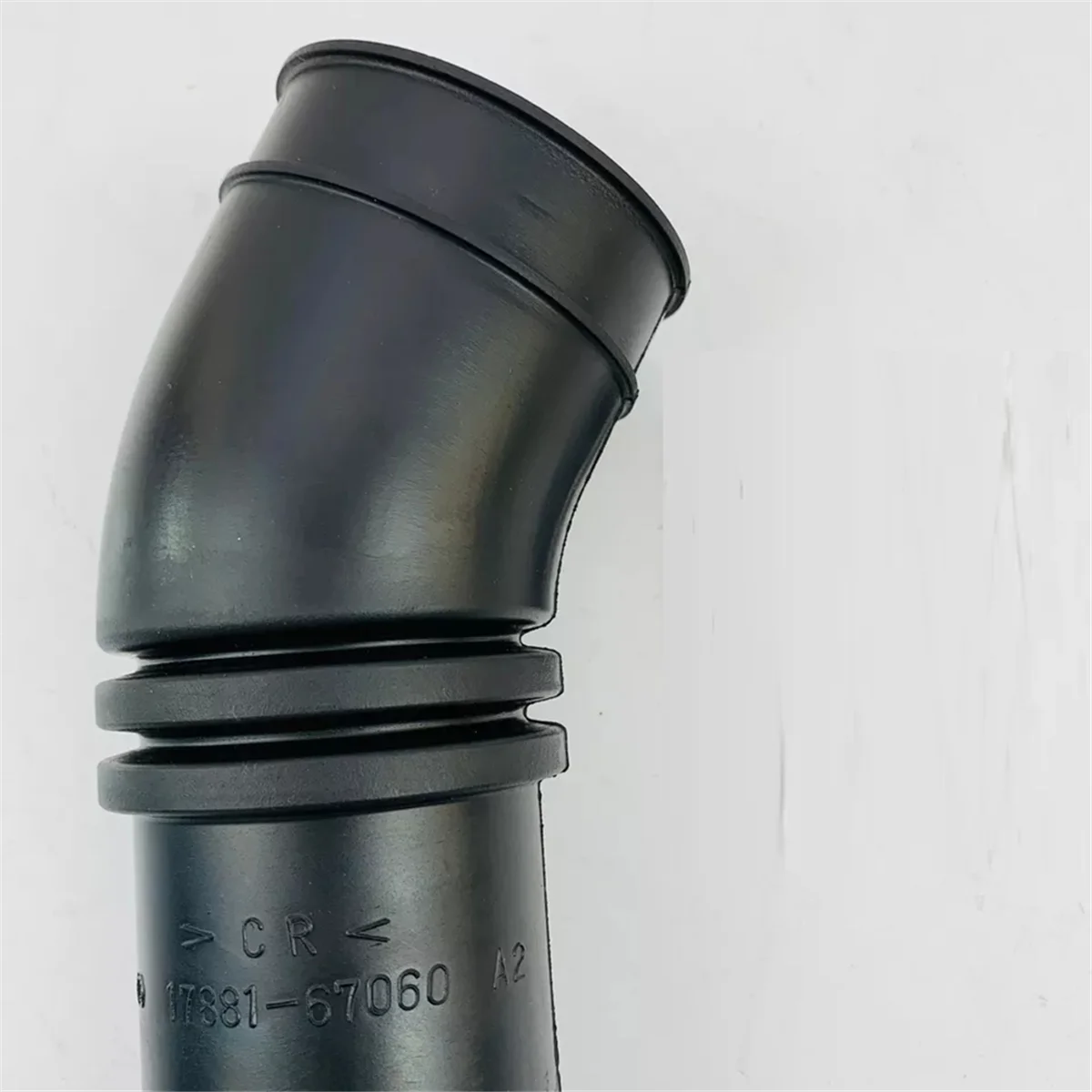 

Durable 17881-67060 Air Cleaner Hose For Toyota LAND CRUISER 1788167060