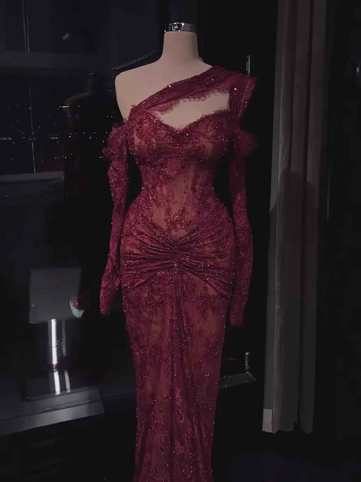 2026 Luxury Wine Red Lace Beaded Mermaid Evening Dress One Shoulder Ruched Formal Party Gown Customized High Quality image 3