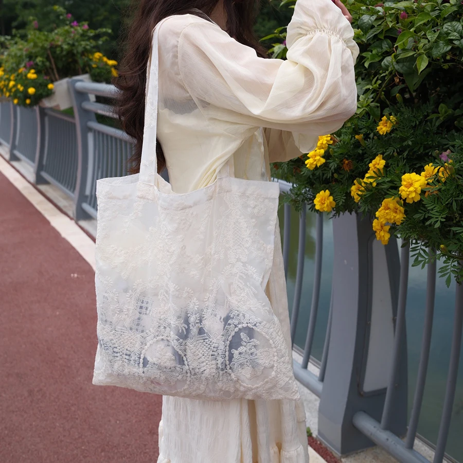 

French Retro Chinese Style Lace Embroidery Organza Handbag Portable Shopping Daily Storage Bag For Women Daily Casual Use