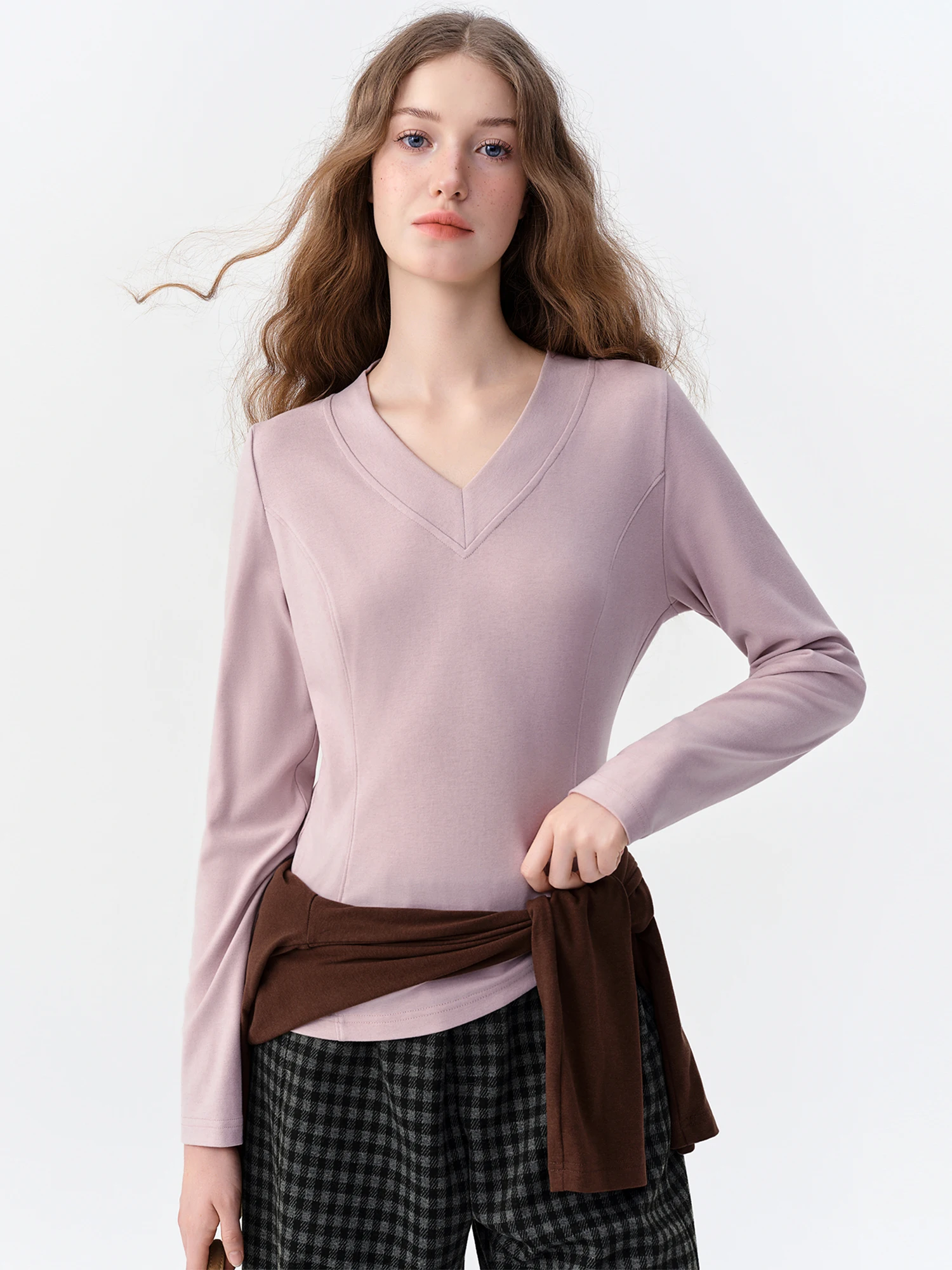DUSHU Damen V-Ausschnitt Langarm Weiches Mischgewebe Slim Fit Strick-T-Shirt Einfarbiges Unterhemd Elegantes Leichtes Layering-Oberteil für den Alltag – Detail 2