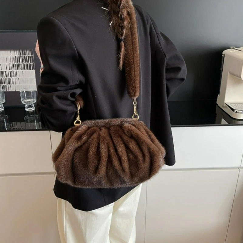 

Модная женская сумка через плечо с морщинистым облаком, модная текстурированная и простая сумка на плечо, мягкие пушистые зимние универсальные сумки для путешествий