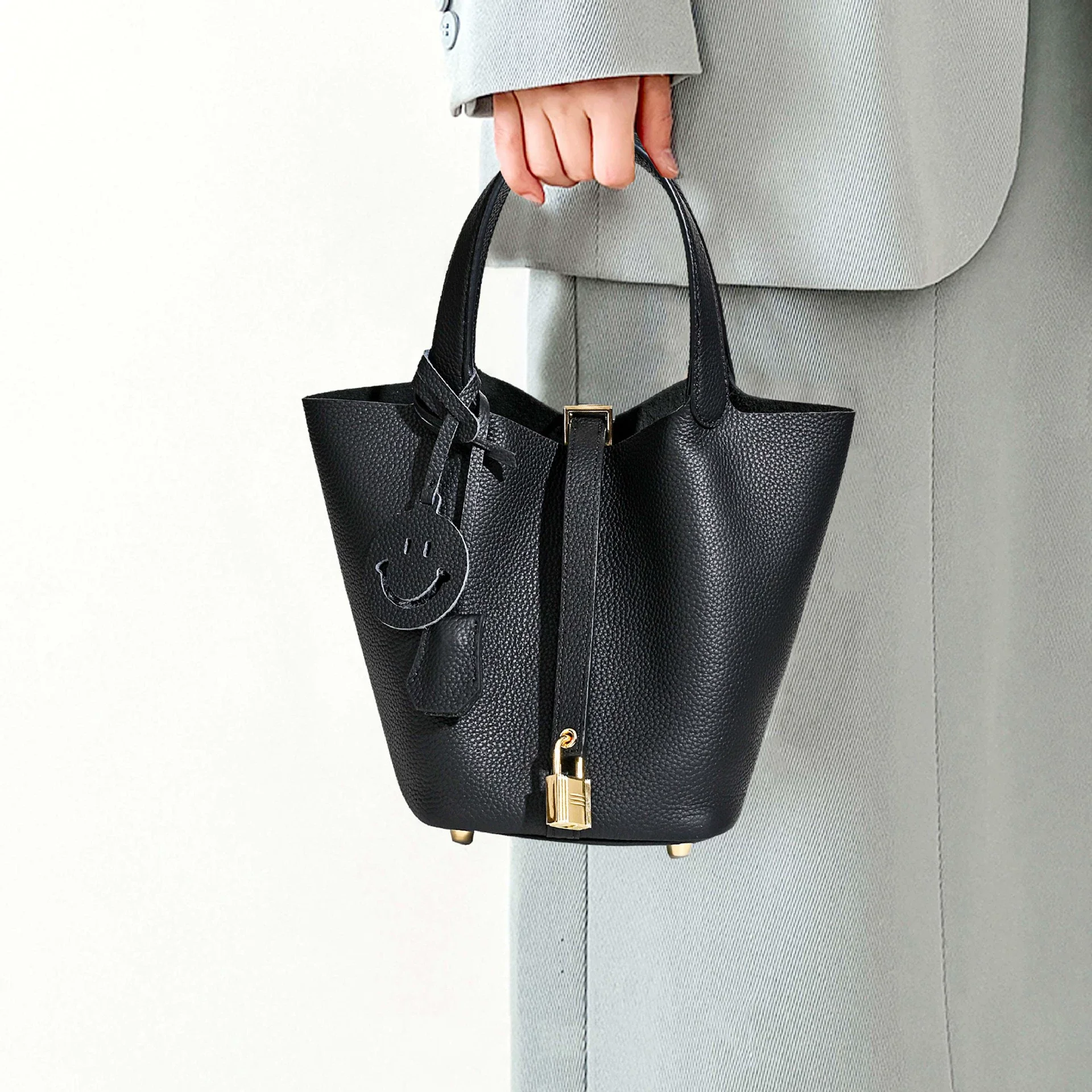 

MENDY Large Women's Handbag Fashion Bucket Bag Genuine Leather Tote Luxury Designer Real Leather Bag for Ladies