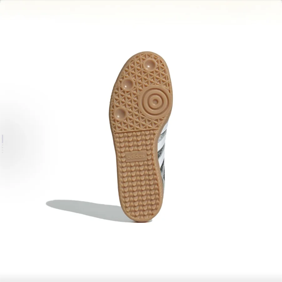 حذاء adidas Originals Samba 0G مريح وبسيط ونعل رفيع ومتين ومنخفض الارتفاع حذاء تزلج نسائي فضي JR0035