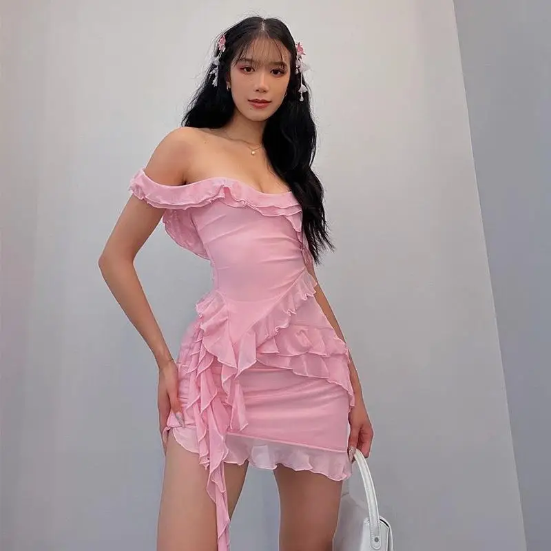 Ropa Sexy de verano para mujer, camiseta con borde de hongo y cuello de una palabra, conjunto de falda ajustada a la cadera, chándal de alta costura juvenil, 2025
