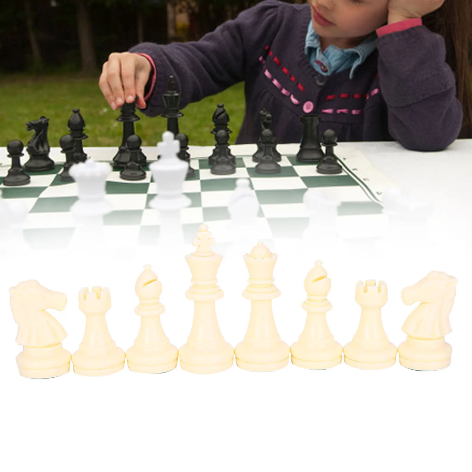 Juego de ajedrez Juego de ajedrez de plástico Juego de ajedrez Juego de ajedrez de plástico Juego de ajedrez internacional Juego completo de ajedrez en blanco y negro