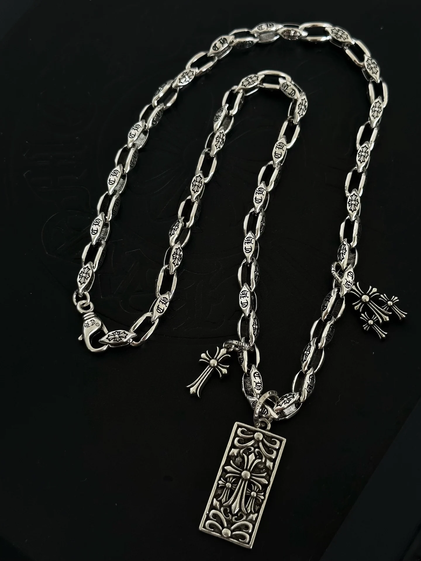 S925 sterling silver round brand cross medieval necklace niche versatile sweater chain high-end retro CH temperament jewelry