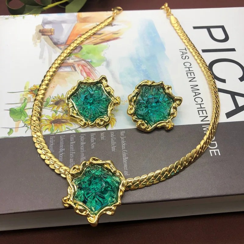 

Middle Ages Vintage Jewelry Set Luxury Green Color Stone Gold Plated Chain Necklace Earring Party Accessory