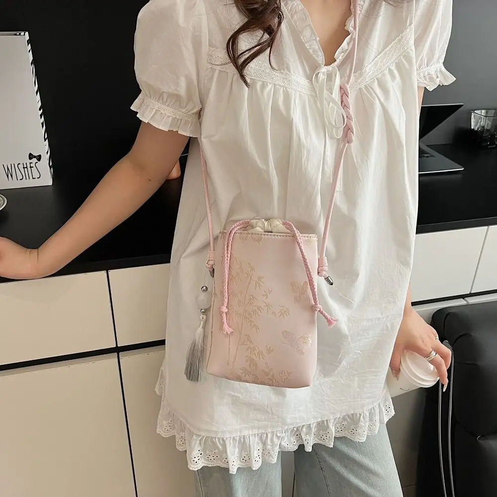

Printed New Chinese Style Crossbody Bag Antique Tassel Pendant Embroidery Shoulder Bag Large Capacity Hanfu Handbag