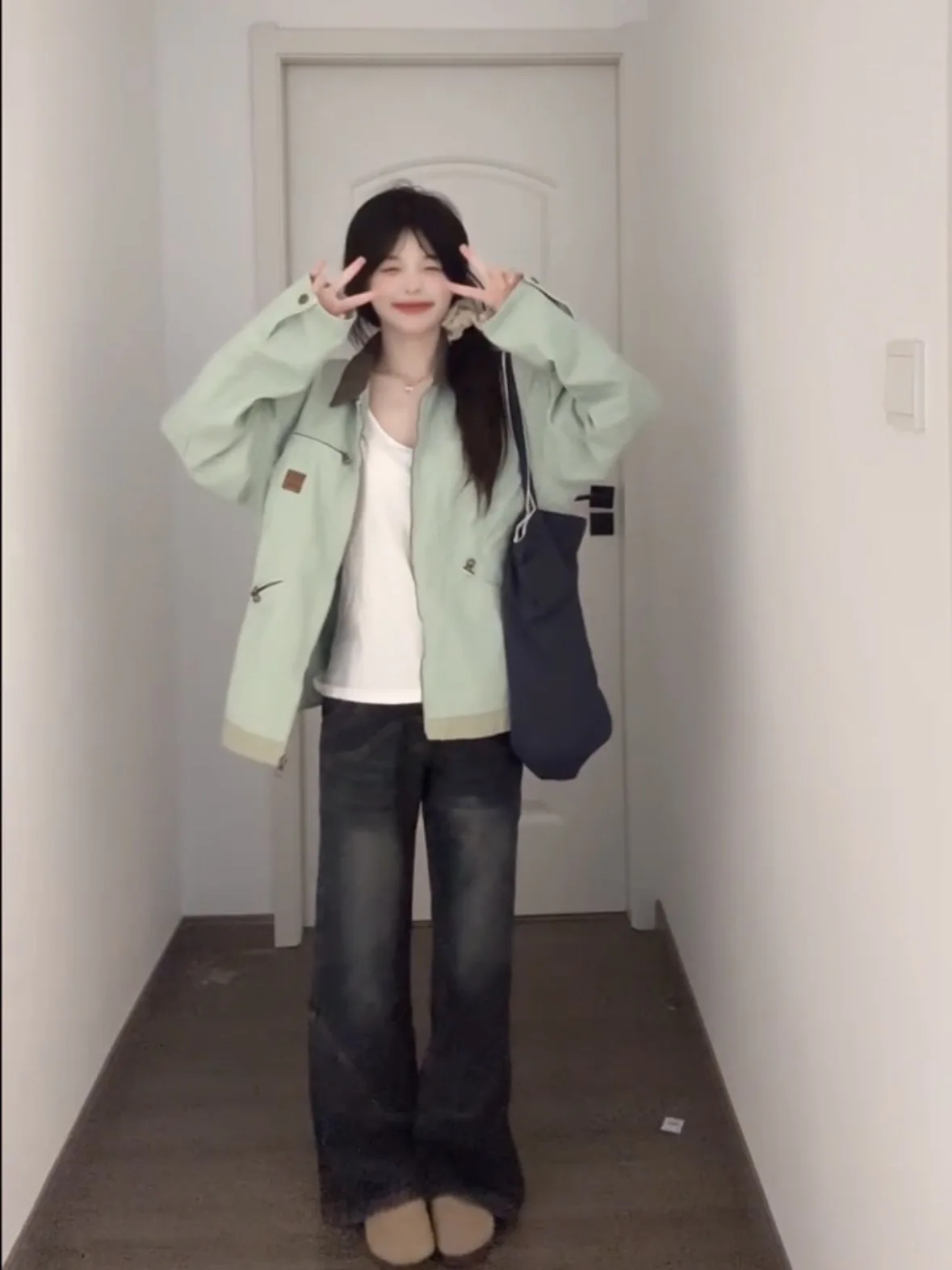 

Осенние женские укороченные куртки с цветочным принтом и принтом в консервативном стиле с текстурой, двухэтажные молодые Ins, деловое тяжелое мастерство