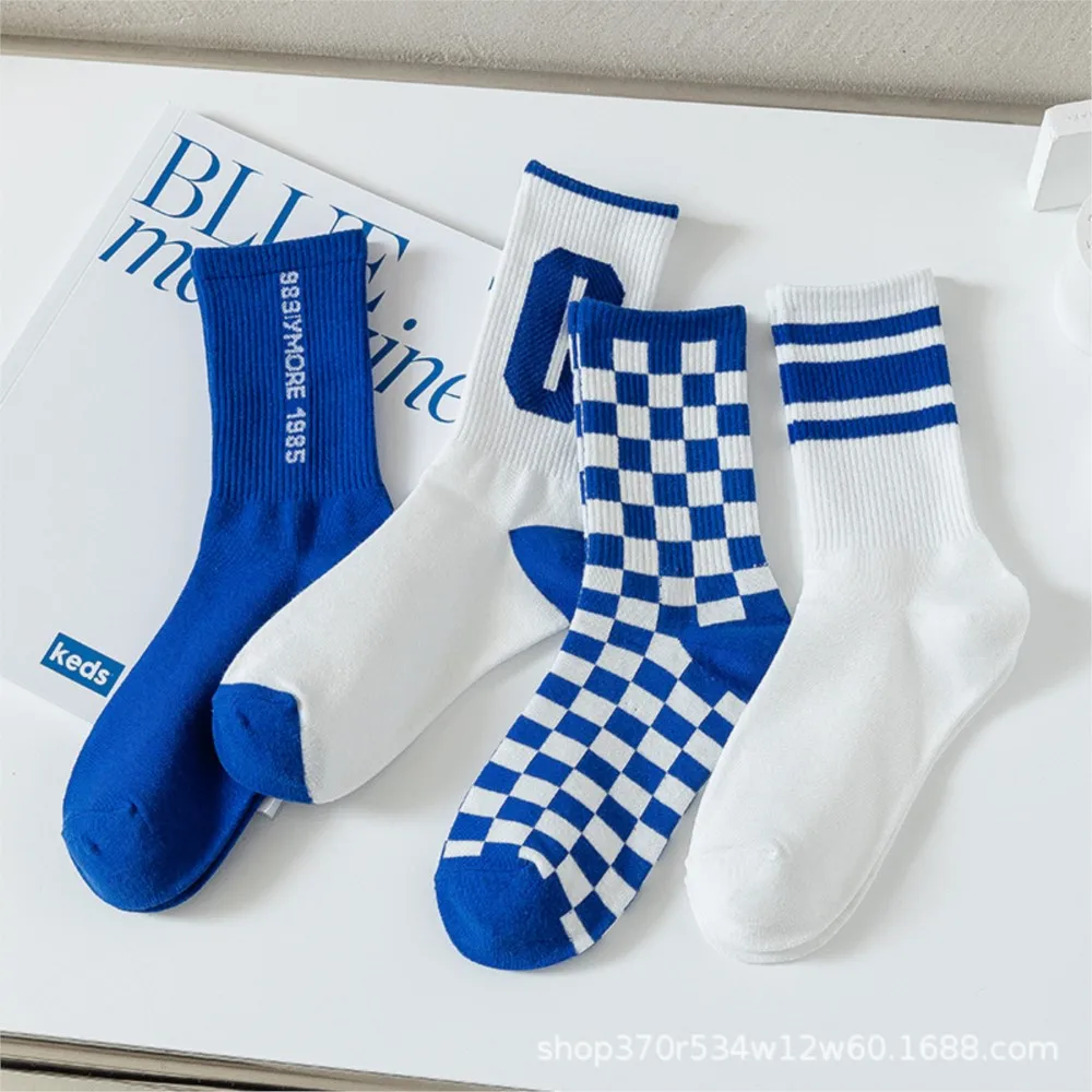 Checkerboard student ins trend socks autumn and winter long tube sports socks.